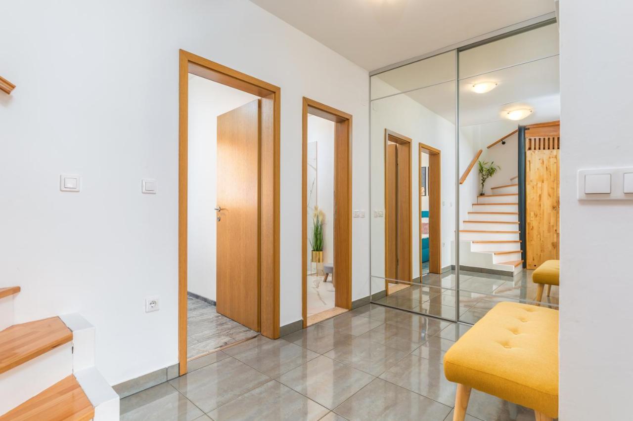 Apartman Nina Fažana エクステリア 写真